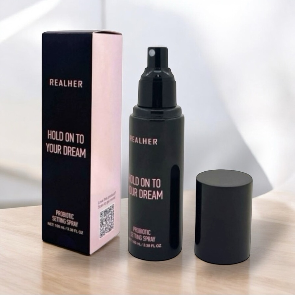 RealHer Probiotic Setting Spray - Black